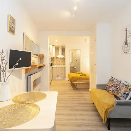 Downtown Amalia * Лиссабон