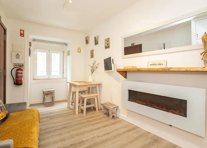 Downtown Amalia * Лиссабон